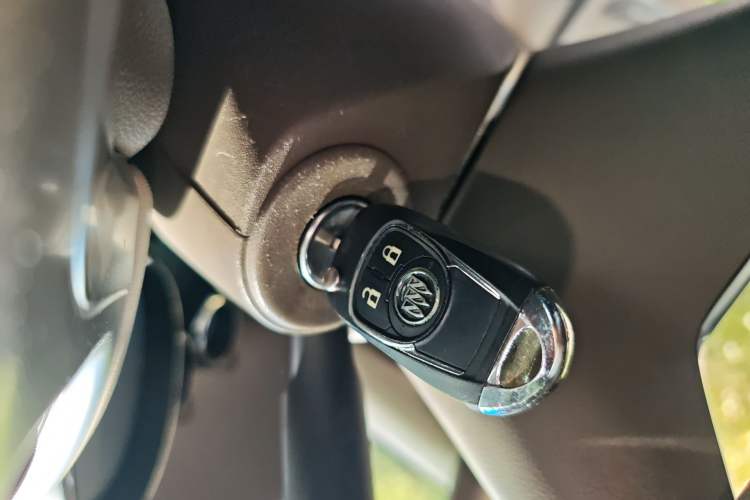 Used Buick GT 2013 GT 1.6L Automatic Fashion Edition Vehicle Key