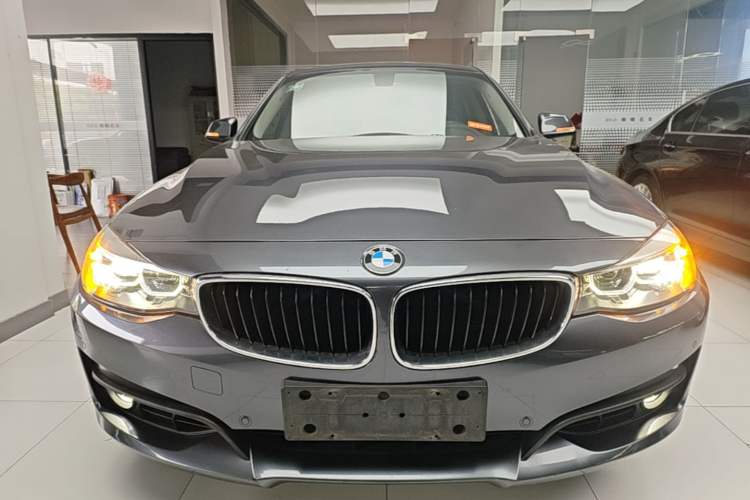 Used BMW 3 Series GT 2019 320i Sport Edition
