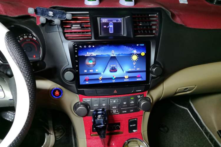 Used Toyota Highlander 2011 2.7L Two-Wheel Drive 7-Seater Luxury Edition