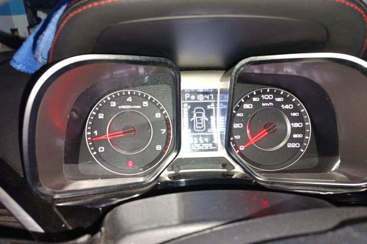 Used Zotye Domy X5 2015 1.5T CVT ZhiXian Trim China V Standard