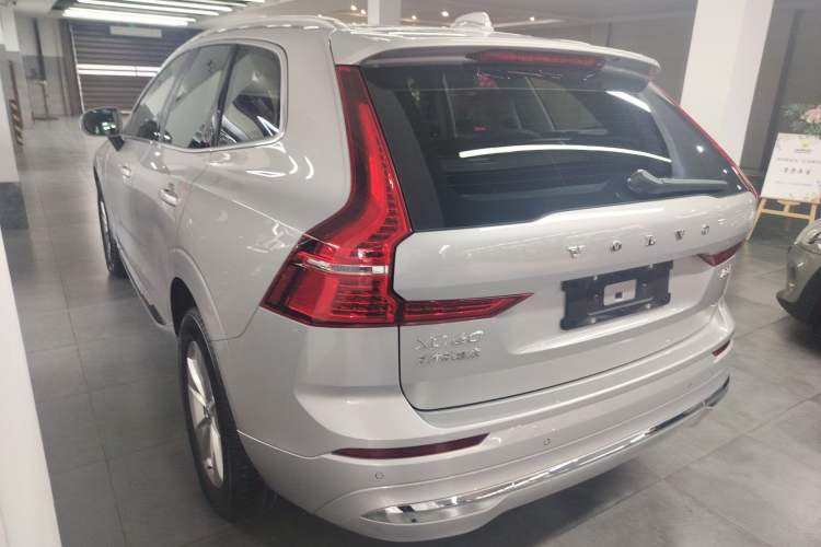 Used Volvo XC60 2022 B5 4x4 Zhiyi Luxury Edition