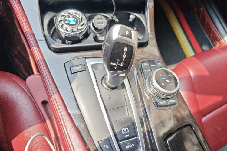 Used BMW 5 Series 2011 523Li Luxury Model
