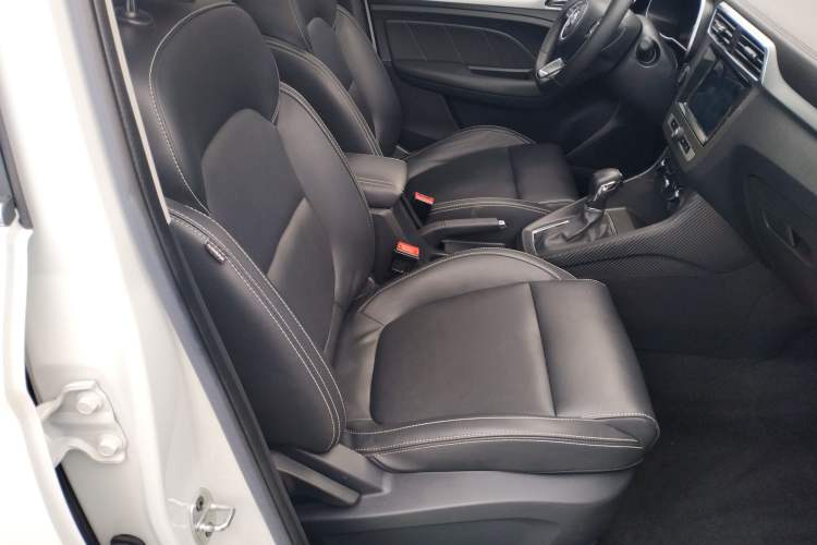 Used MG ZS 2018 1.5L Automatic Luxury Edition China V Standard Right Front Seat