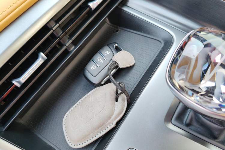 Used Roewe RX5 New Energy 2023 eRX5 Super Hybrid Prestige Edition Vehicle Key