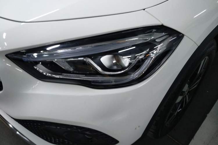 Used Mercedes-Benz GLA 2023 GLA 220 Left Front Headlight