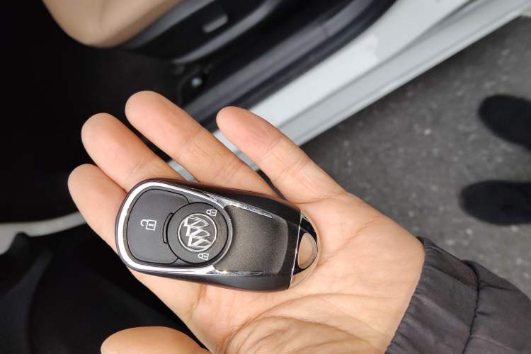 Used Buick GL6 2021 323T Mild Hybrid Connect Luxury Model
