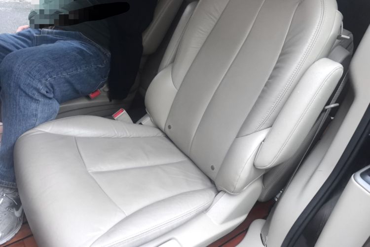 Used Buick GL8 2017 25S Luxury Version China V Standard Left Rear Seat