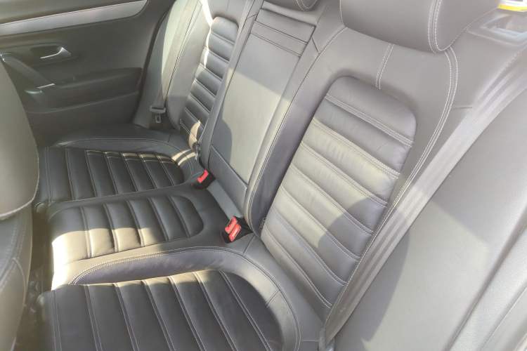 Used Volkswagen FAW-Volkswagen CC 2015 1.8TSI Prestige Model