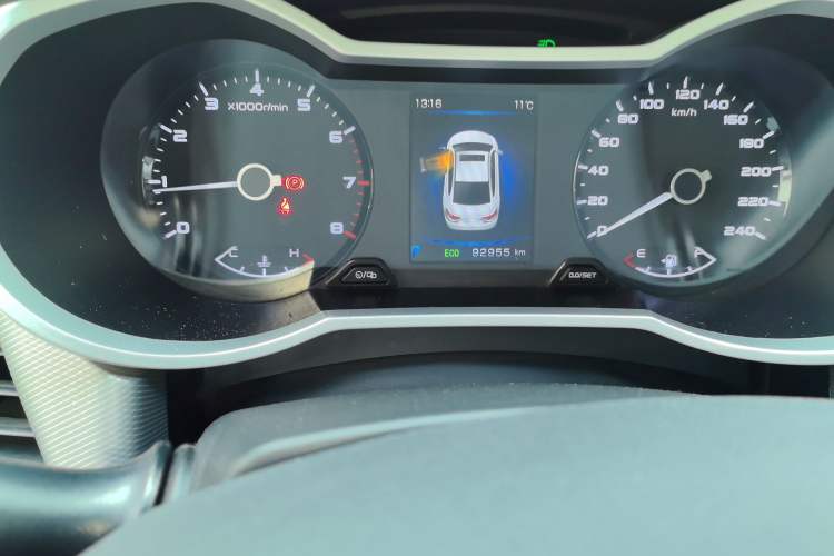 Used Geely Auto Emgrand GL 2019 1.4T CVT Elite Smart Edition Odometer Close Up