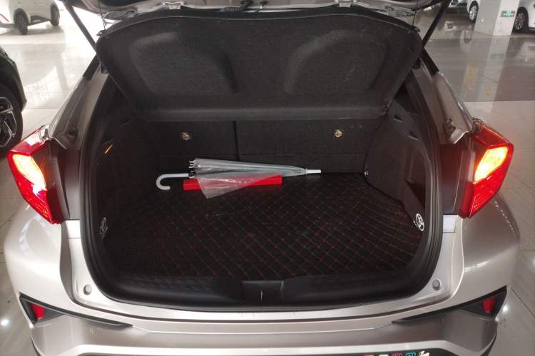 Used Toyota C-HR 2022 2.0L Leading Edition