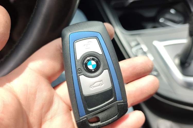 Used BMW 4 Series 2017 425i M Sport Package Vehicle Key