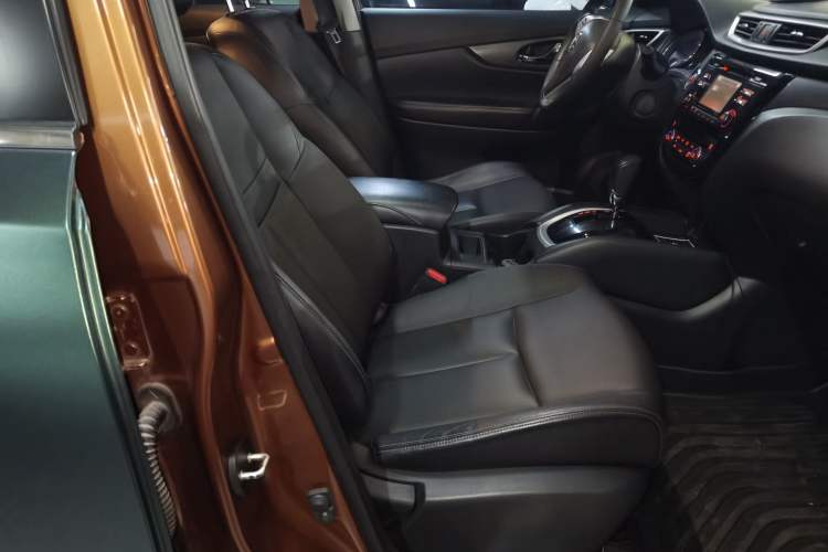 Used Nissan X-Trail 2014 2.0L CVT Comfort Edition 2WD