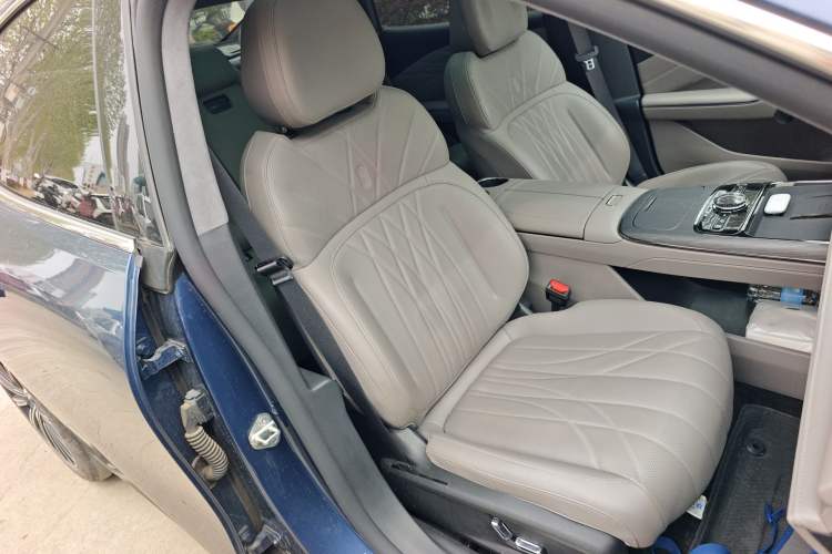 Used Geely Galaxy 8 2025 130km EM-P Starship Edition Right Front Seat