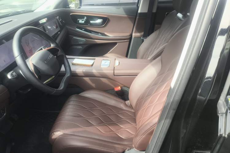 Used EXEED Lanyue 2023 400T Four-Wheel Drive Star Prestige Edition 6 Seats
