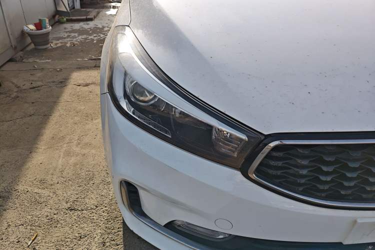 Used Kia K3 2016 1.6L Manual GL Right Front Headlight