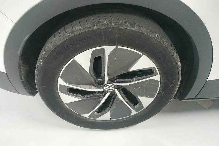 Used Volkswagen ID.4 CROZZ 2024 PURE+ model