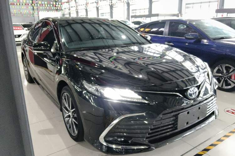 Used Toyota Camry 2021 Dual-Motor 2.5HG Luxury Edition Exterior 1