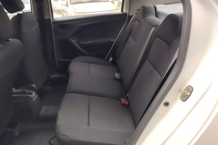 Used Peugeot 301 2016 1.6L Manual Comfort Edition
