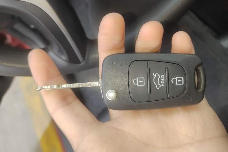 Used Hyundai Elantra (5th Generation / Langdong) 2012 1.6L Automatic Fashion Edition
