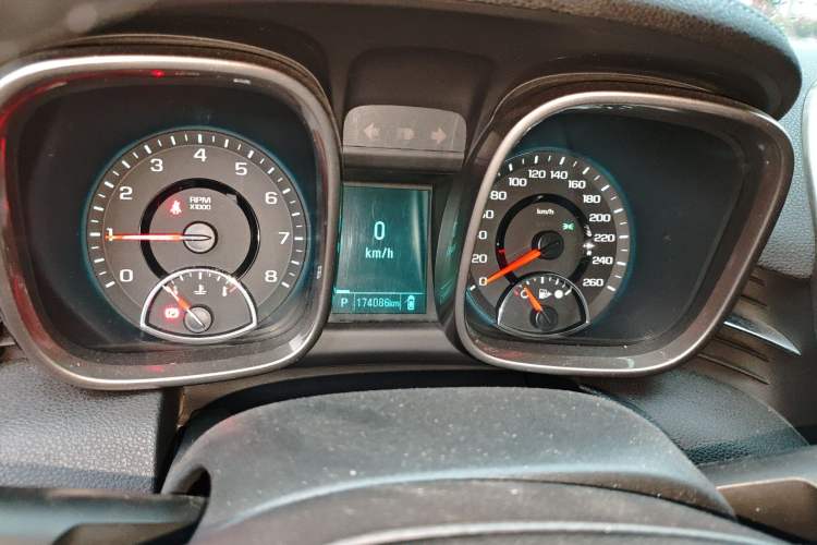 Used Chevrolet Malibu 2012 2.0L Automatic Luxury Edition Instrument Cluster