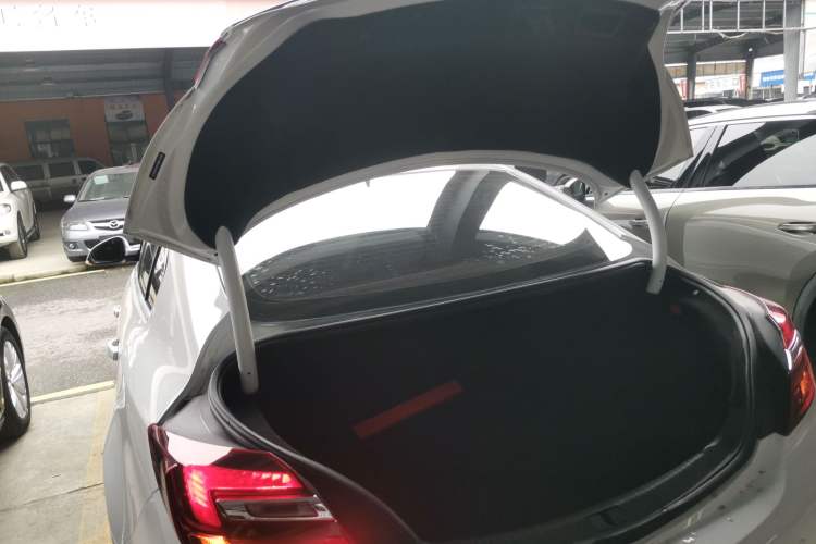 Used Buick Regal 2015 1.6T Leading Technology Model
