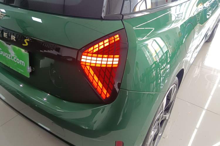 Used MINI Electric COOPER 2024 452km COOPER SE Artist
