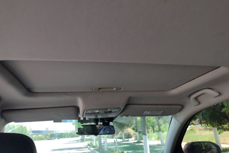 Used CHANGAN CS75 2014 2.0L Manual Luxury Version China IV Standard