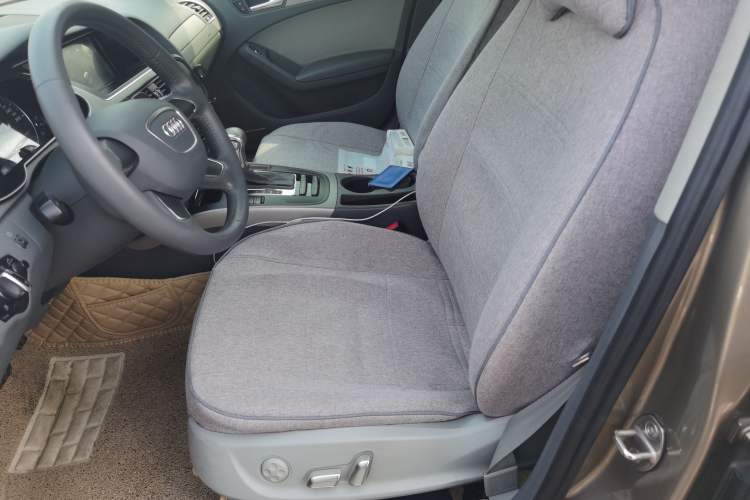 Used Audi A4L 2013 30 TFSI Automatic Comfort Model
