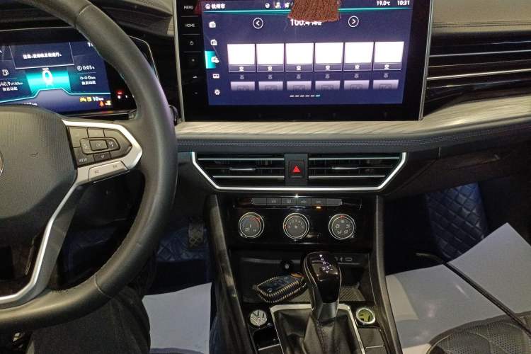 Used Volkswagen Sagitar 2023 300TSI DSG Excellence Edition
