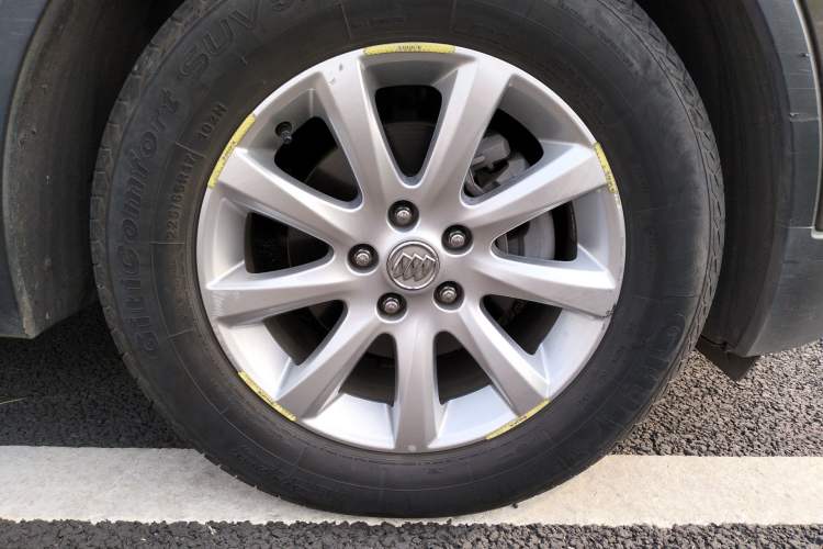 Used Buick Envision 2019 20T Two-Wheel Drive Elite Version China V Standard Right Front Wheel Hub
