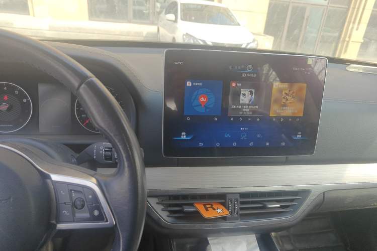 Used BYD Tang 2018 2.0T Automatic SmartConnect Prestige 5-Seater Emission Standard China V Audio And AC Panel