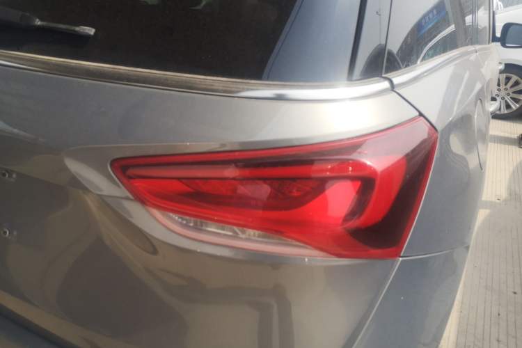 Used Buick GL6 2019 18T 6-Seater Connected Luxury Version China VI Standard