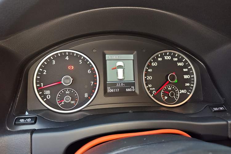 Used Volkswagen Tiguan L 2013 1.8TSI Automatic Two-Wheel Drive Luxury Model
