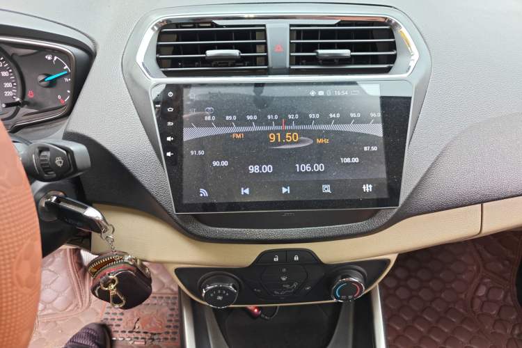 Used Ford Escort 2015 1.5L Manual Comfort Model
