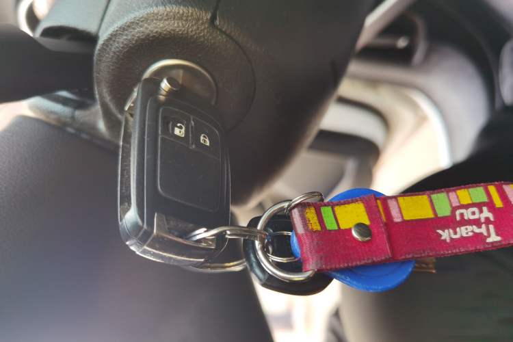 Used Buick Encore 2015 1.4T Automatic Two-Wheel Drive Urban Elite Version
