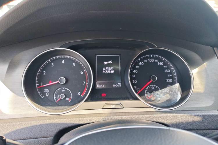 Used Volkswagen Golf 2016 230TSI Automatic Luxury Version Instrument Cluster