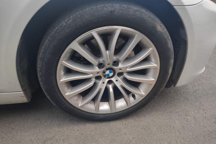 Used BMW 5 Series 2014 525Li Luxury Design Package