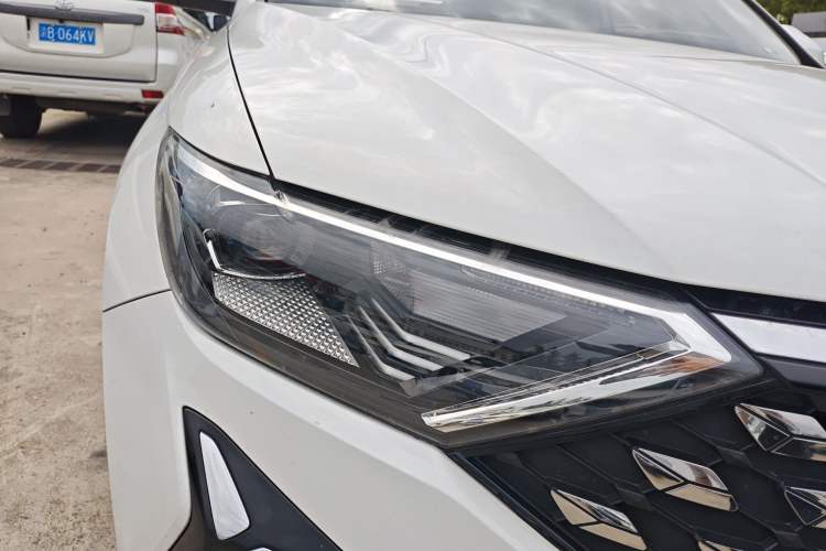 Used Jetta VS5 2023 280TSI Automatic Trend Edition Right Front Headlight