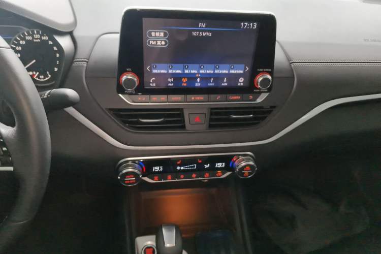 Used Nissan Teana 2019 2.0L XL Upper SmartDrive Version Audio And AC Panel