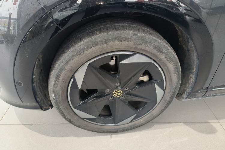 Used Volkswagen ID.UNYX 2024 Pro Long-Range Version Exterior 4