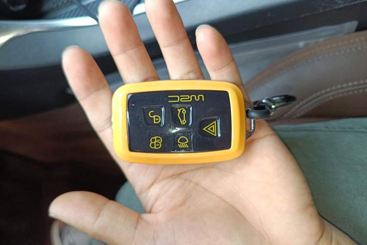 Used Jaguar XFL 2019 XFL 2.0T 250 PS Two-Wheel-Drive Luxury Edition Interior 1