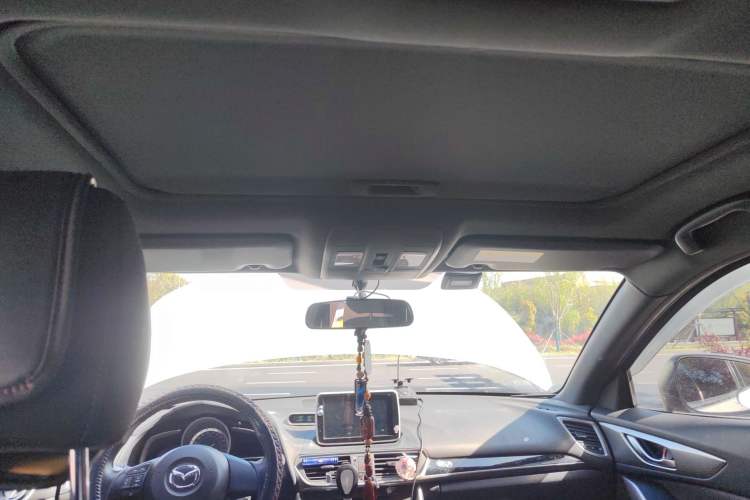 Used Mazda CX-4 2016 2.0L Automatic 2WD Blue Sky Dynamic Edition