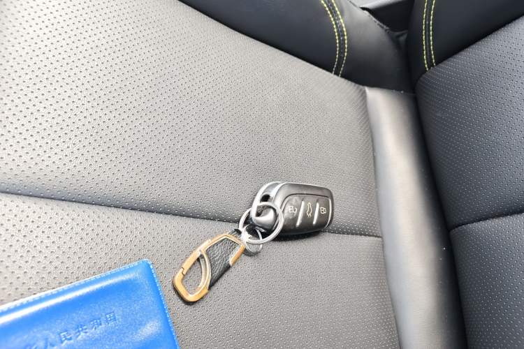 Used Roewe RX5 2020 PLUS 300TGI Automatic Ali National Style Ronglin Edition Vehicle Key