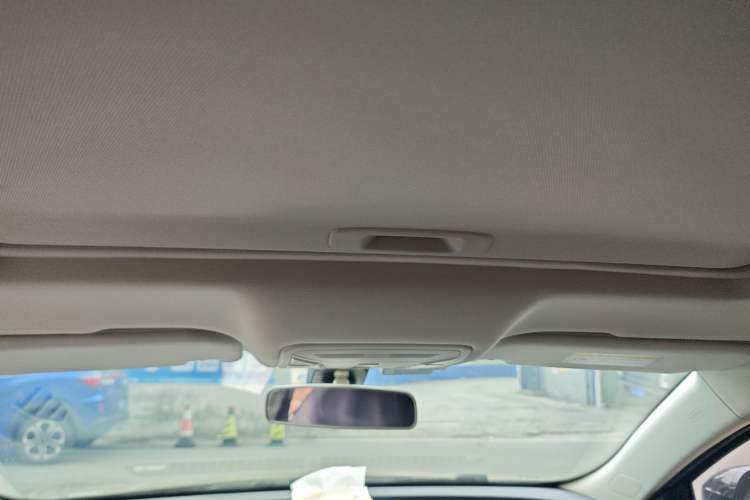 Used Hongqi H5 2022 Classic Model 1.5T DCT Flagship Edition Headliner