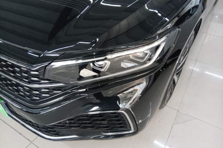 Used Volkswagen Passat 2022 330TSI Starry Luxury Edition – Exclusive Special Edition
