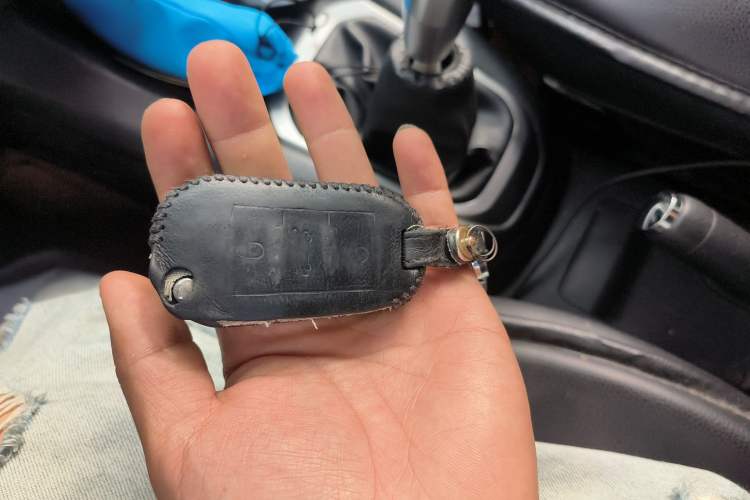 Used Peugeot 301 2016 1.6L Manual Comfort Edition
