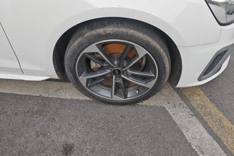 Used Audi A4L 2022 40 TFSI Fashion Dynamic Model
