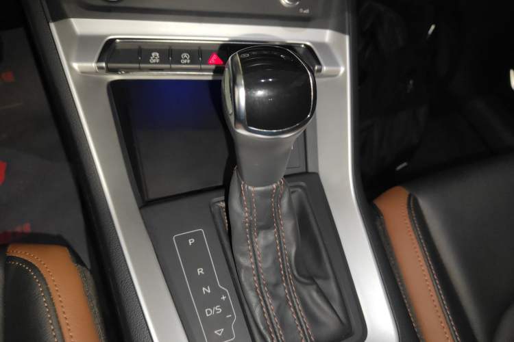 Used Audi Q3 2019 40 TFSI Fashionable and Elegant Model