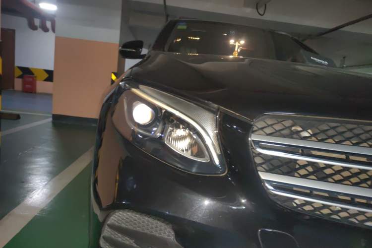 Used Mercedes-Benz GLC 2019 GLC 260 L 4MATIC Dynamic Model Right Front Headlight
