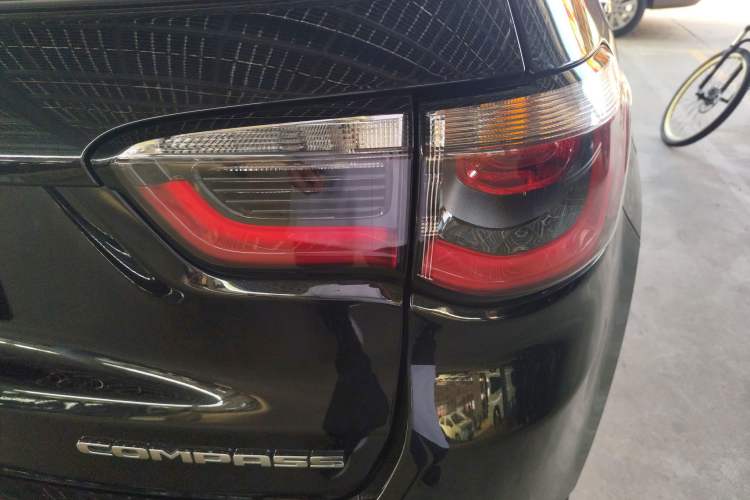 Used Jeep Compass 2020 220T Automatic Leading Edition